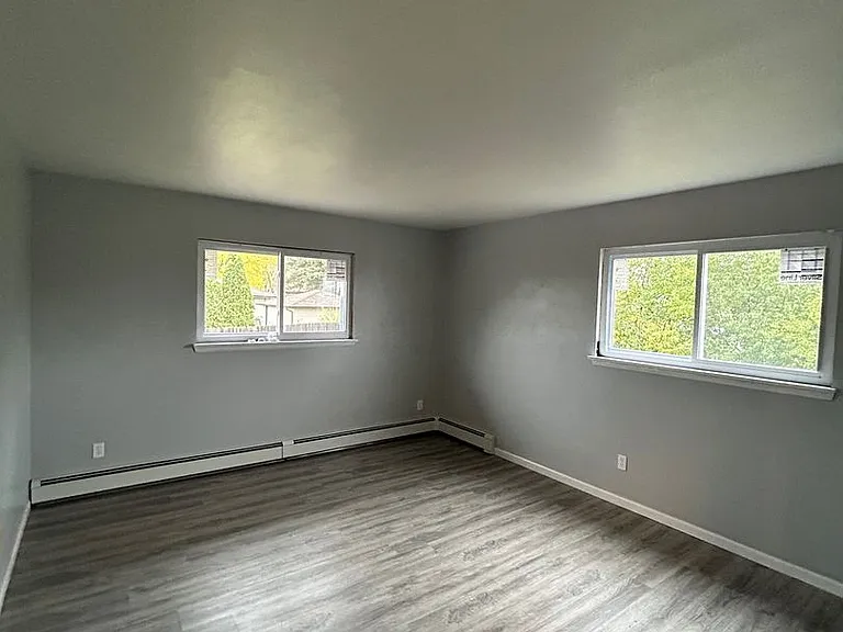 2334 W College Ave — Photo 6