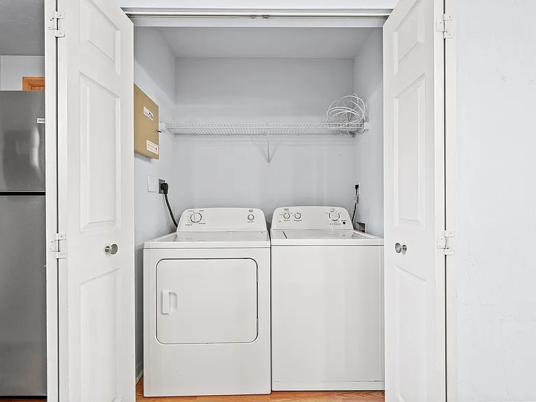 3970 SW 20th Ave #903 — Photo 6