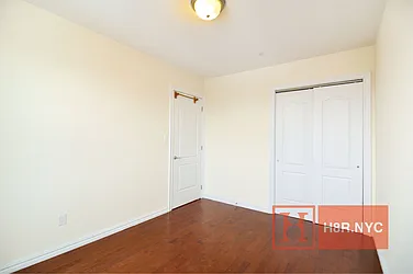 Rented by Happy 8 Realty