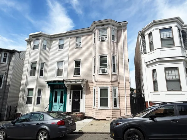67 Old Harbor St, South Boston, MA 02127