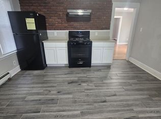 60 Fulton St #1, New Haven, CT 06513