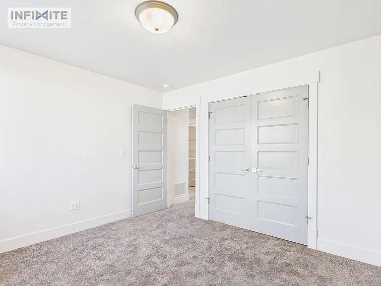 4830 Flanders Way #B — Photo 16