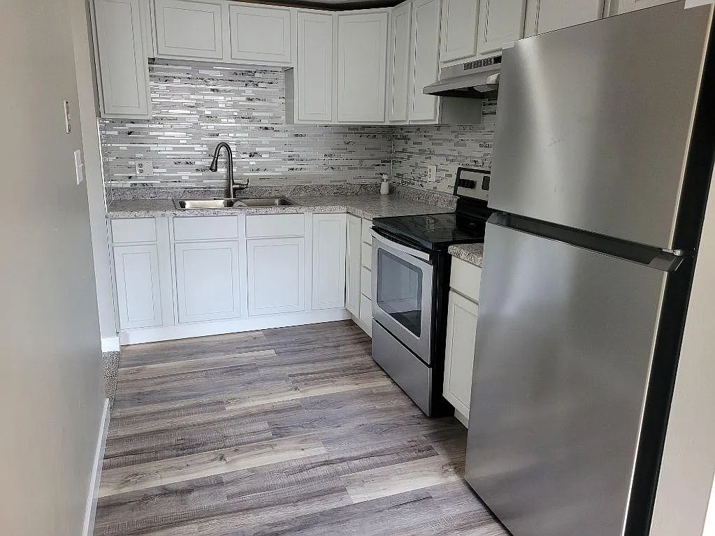2 bed, 800 sqft, $900 — Photo 4