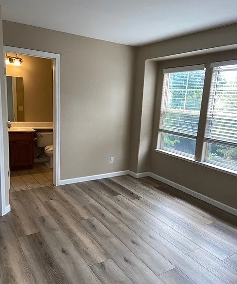 16 Ashford Pl — Photo 4