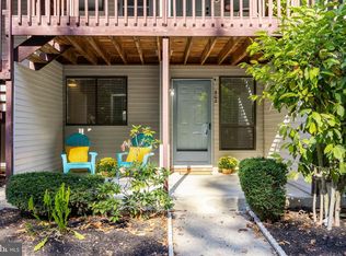 502 Barclay Walk, Cherry Hill, NJ 08034