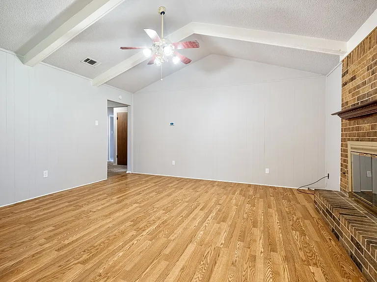 5404 Salem Hill Dr — Photo 10