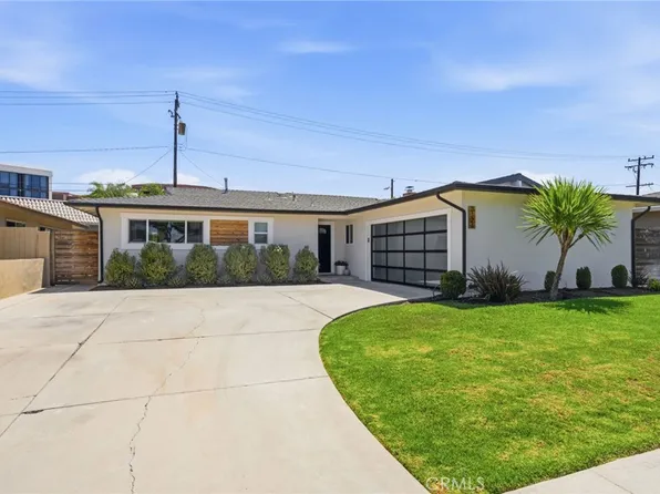3124 Trinity Dr, Costa Mesa, CA 92626