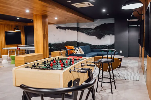 Rented by Nooklyn NYC LLC | media 46