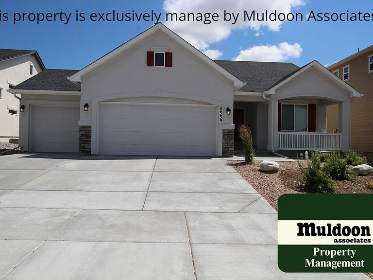10339 Finn Dr — Photo 2
