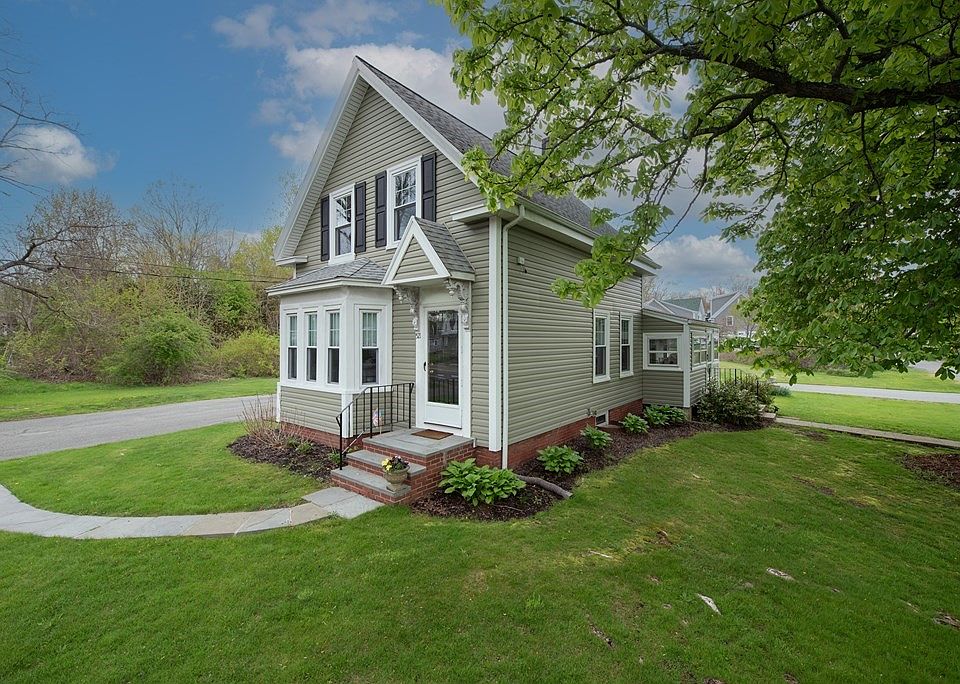 521 West St, East Bridgewater, MA 02333 Zillow