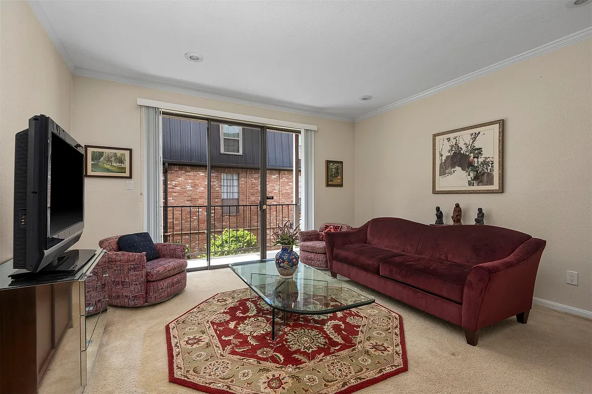Photo 2 of 14 - 2400 N Braeswood Blvd #220 - Houston, TX Building Photo - 2400 N Braeswood Blvd #220