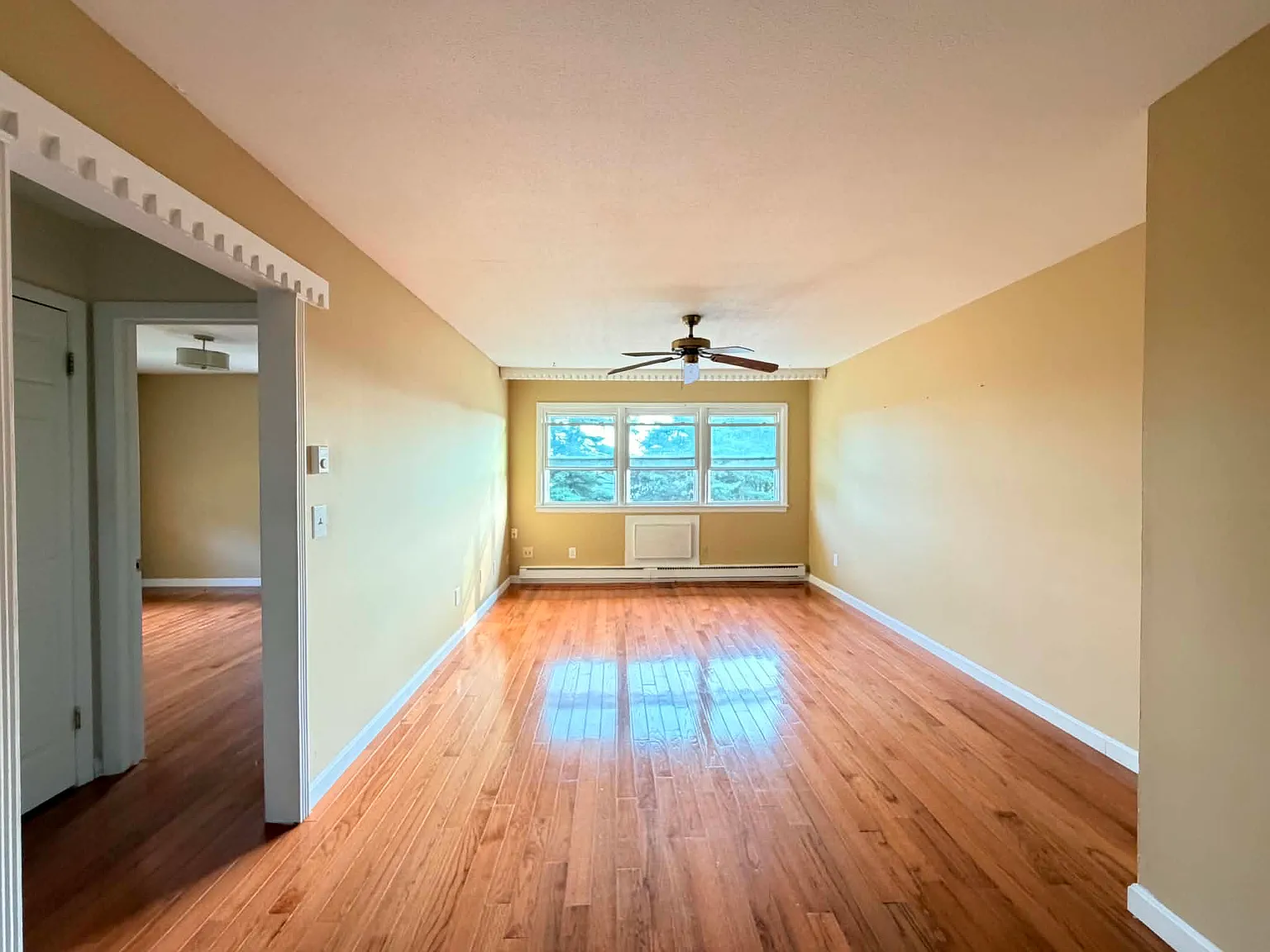2 bed, 899 sqft, $1,500 — Photo 3
