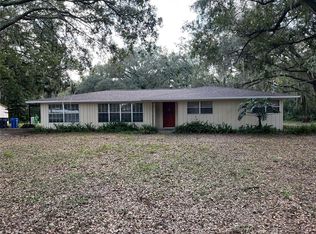 13027 E Wheeler Rd, Dover, FL 33527