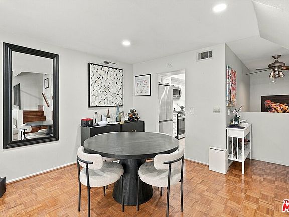5th image of 532 Venice Way Unit 4
