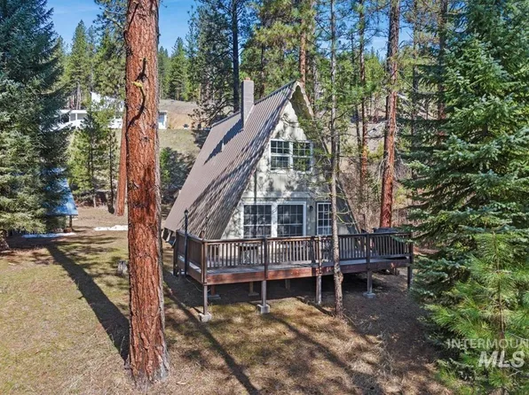 786 S Middle Fork Rd, Garden Valley, ID 83622