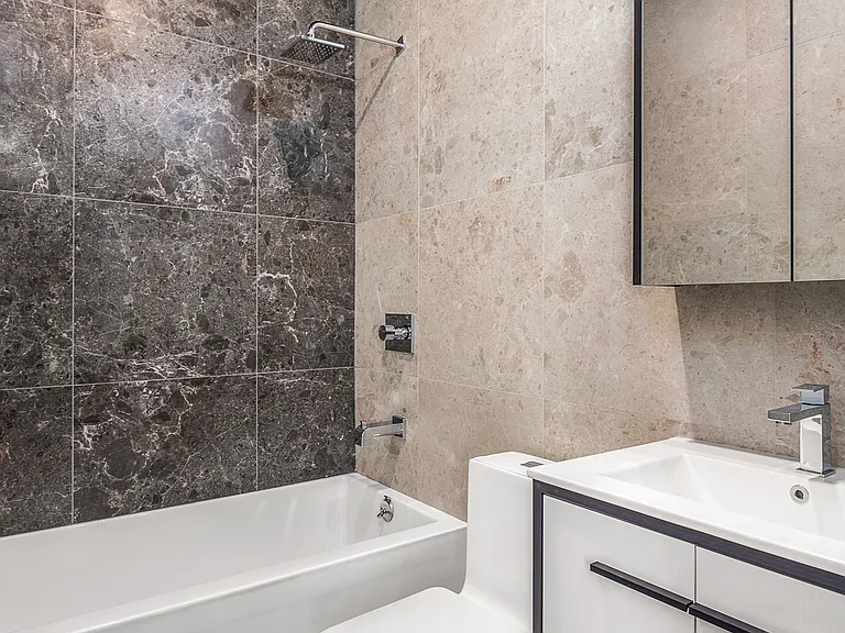 1115 Decatur St #3A — Photo 8