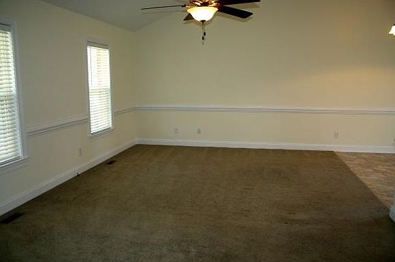 3rd image of 5283 Salem Woods Dr