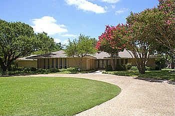 1st image of 11180 Russwood Cir
