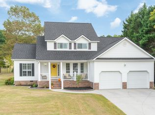 304 Morning Side Dr, Rossville, GA 30741