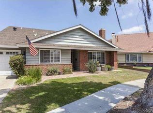 8821 Saint Andrews Ave, Westminster, CA 92683