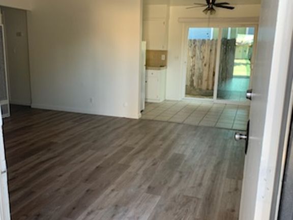 5th image of 6803 Villa Dr #1