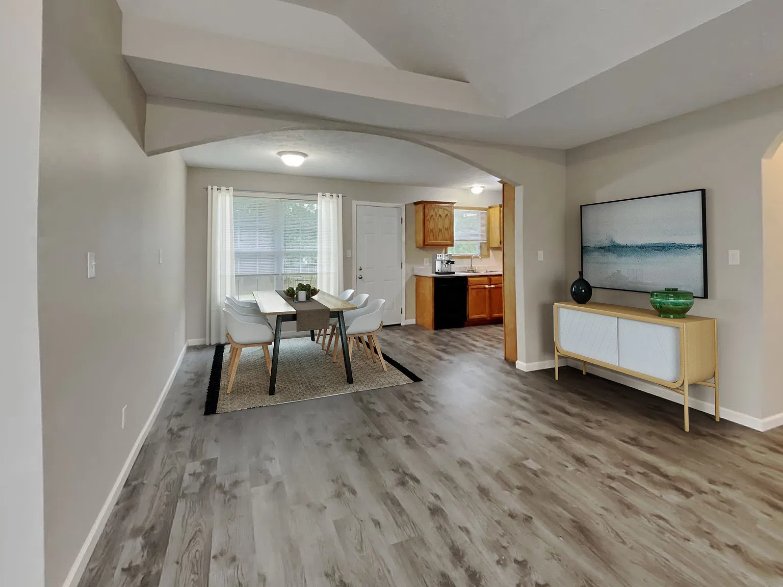 3 bed, 2.0 bath, 1546 sqft, $1,599 — Photo 3