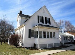 421 S Isabella St, Clinton, IL 61727