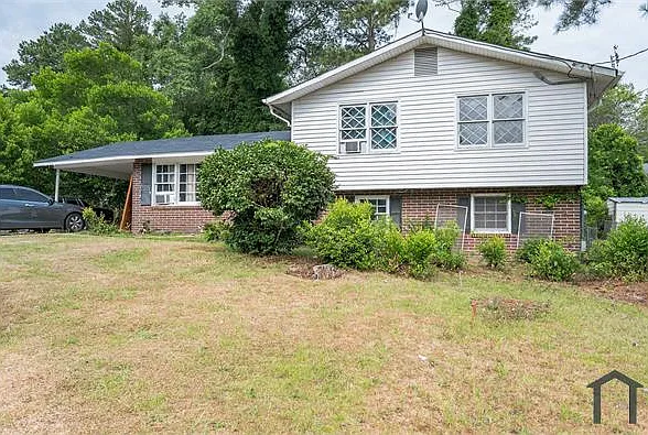 4 bed, 2002 sqft, $1,750 — Photo 2