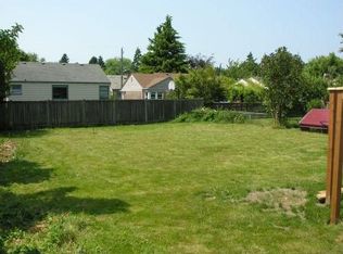 8213 Wallingford Ave N, Seattle, WA 98103