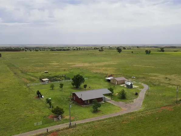 19848 E 1160th Rd, Elk City, OK 73644
