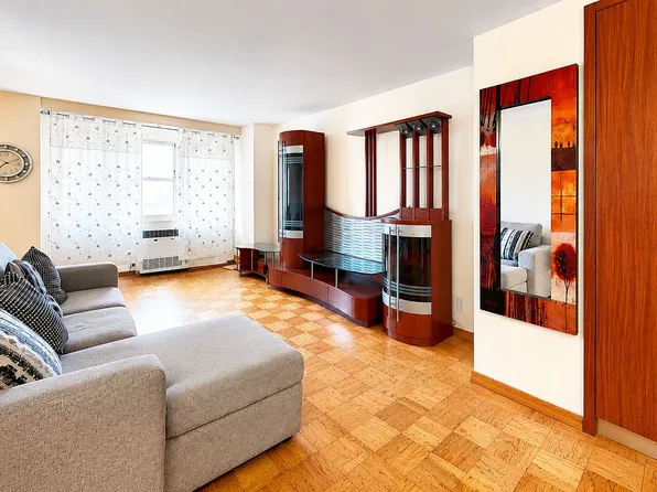 35 Seacoast Ter APT 4D, Brooklyn, NY 11235