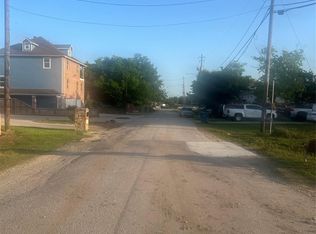 122 N 3rd St, South Houston, TX 77587