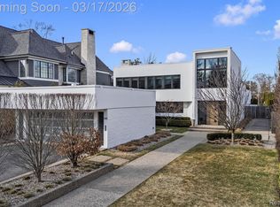 660 Dewey St, Birmingham, MI 48009