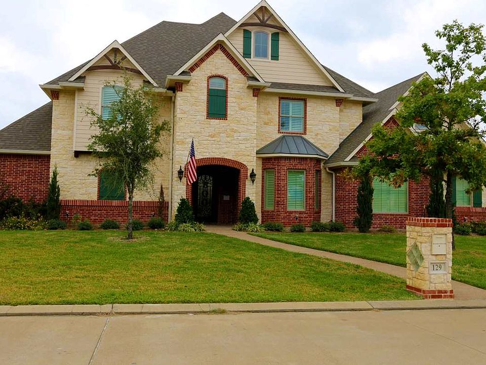 1st image of 129 Stone Lake Dr