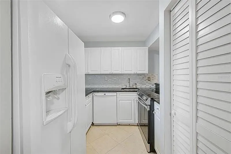 2625 State Road 590 — Photo 2