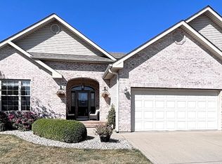 1434 Bark Ln, Shelbyville, IN