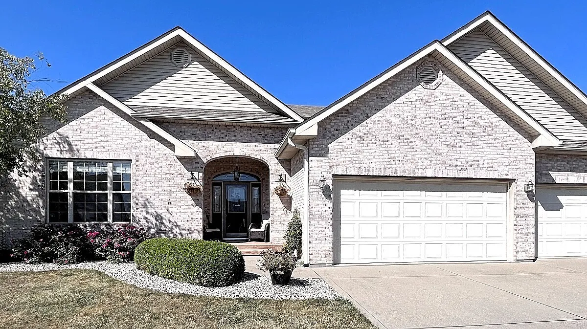 1434 Bark Ln photo 1