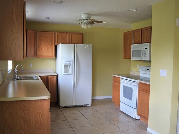 Wilson Family room 2