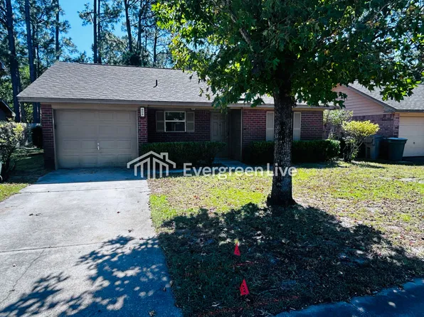 608 Carrier Dr, Pensacola, FL 32506