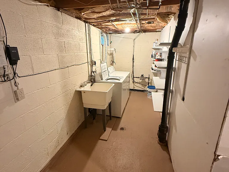 369 Cameco Cir — Photo 9