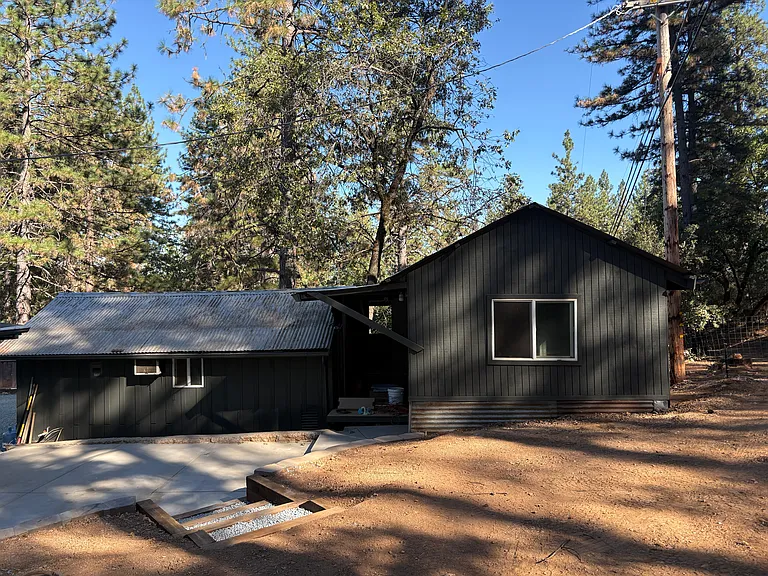 105 Meadow Gate Rd — Photo 16