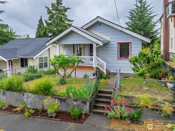 1920 5th Street, Bremerton, WA 98337