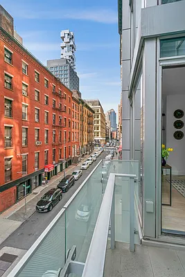 Rented by Douglas Elliman | media 22