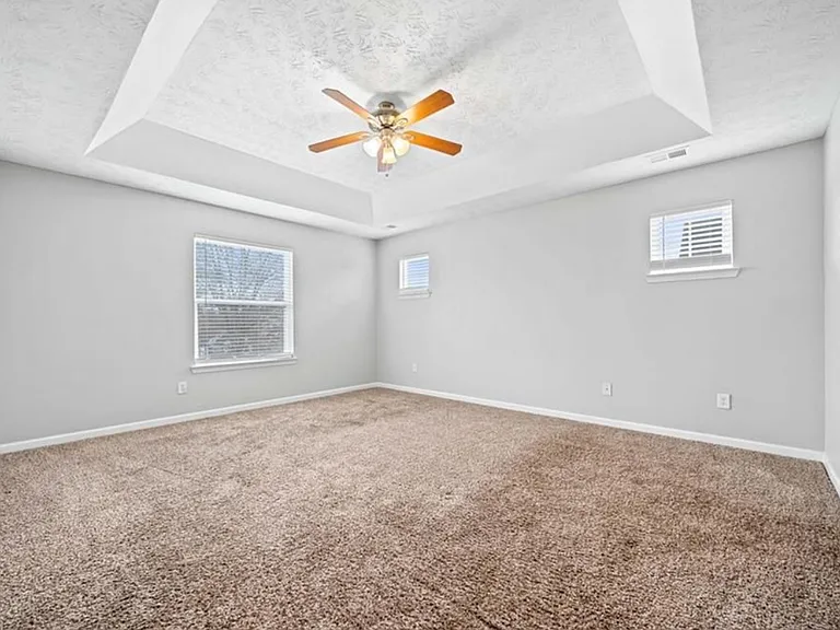 3050 Raven Trce — Photo 10