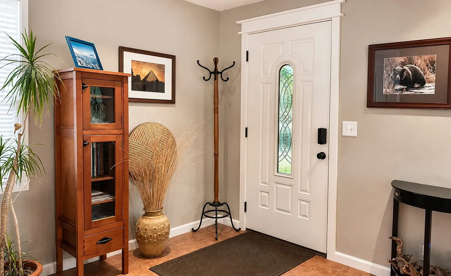 1 bed, 1200 sqft, $2,500 — Photo 2
