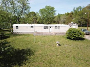 523 Sand Clay Rd, Chesnee, SC 29323