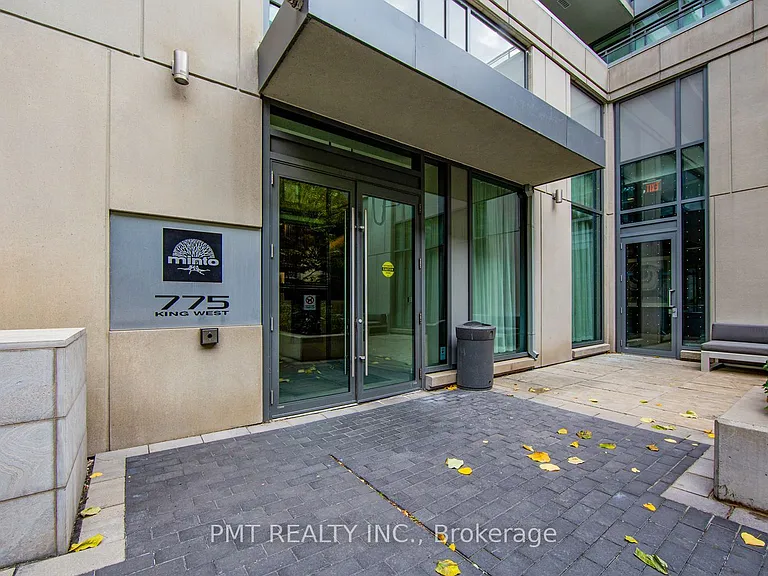 775 King St W #514 — Photo 35