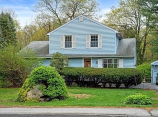 105 Rochdale St, Auburn, MA 01501