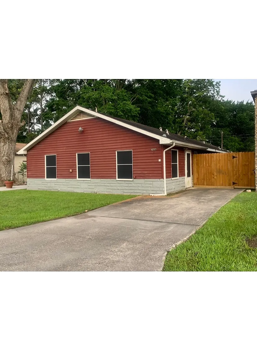 7013 Church Ln — Photo 1