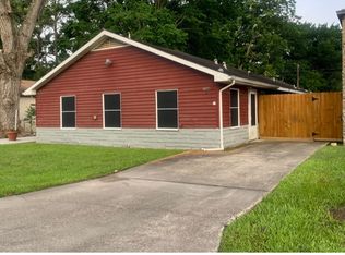 7043 Sunrise Dr #2, Hitchcock, TX 77563